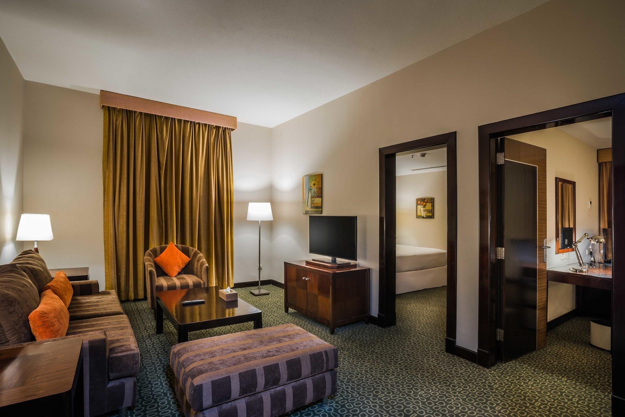Hilton Garden Inn Riyadh Olaya Exterior foto