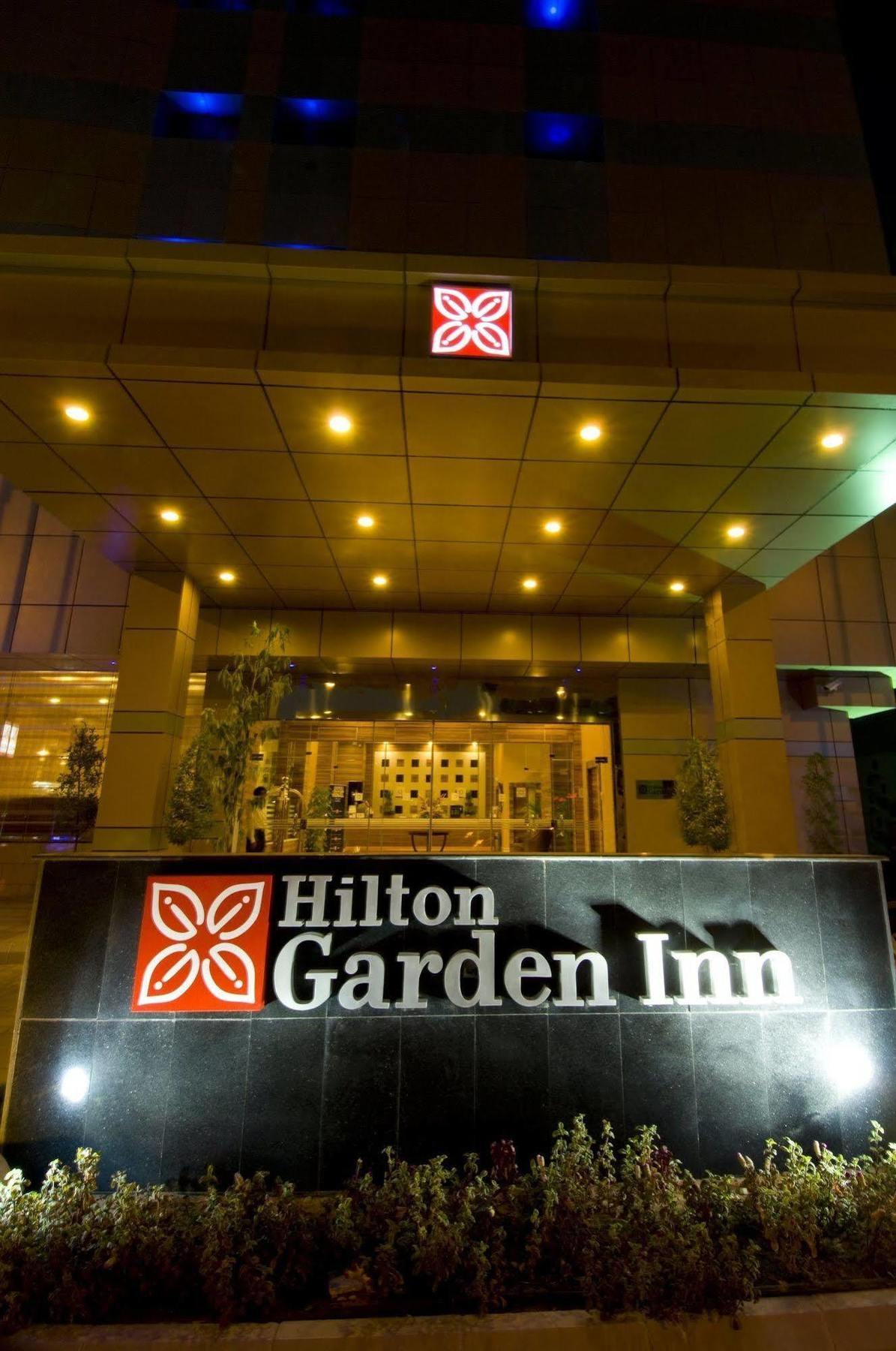 Hilton Garden Inn Riyadh Olaya Exterior foto